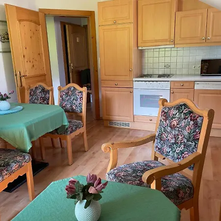 Alpenblick Apartment *